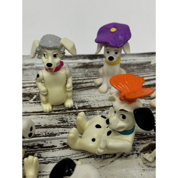 Lot Of‎ 13 101 Dalmatians Disney Plastic Figures Toys Cake Toppers Dogs 90’s - Picture 8 of 12